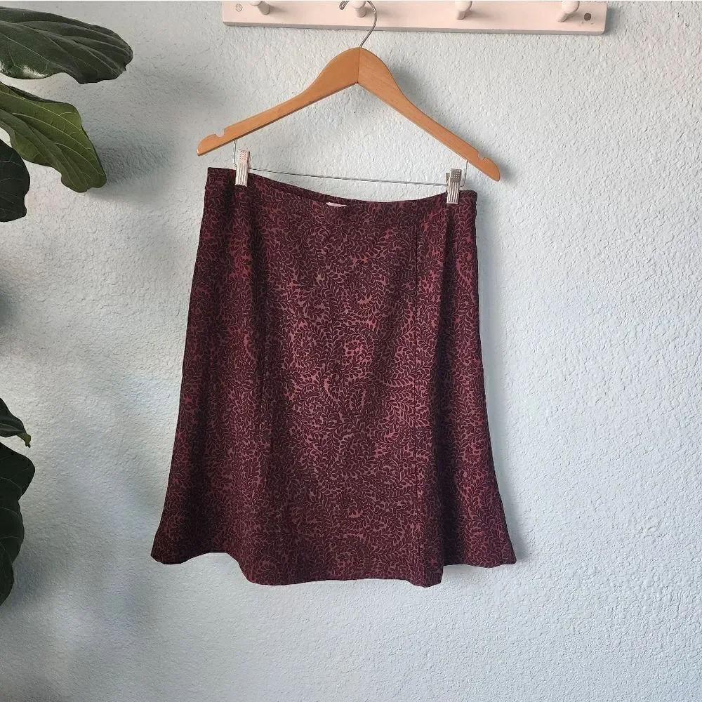 LOFT fully lined skirt